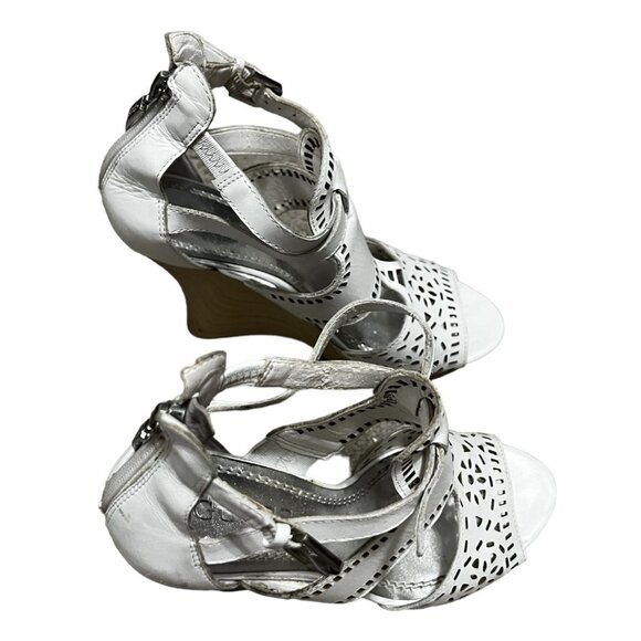 Guess Agenta White Leather Wooden Wedge Heels Sz 6.5 Womens Open Toe Ankle - Picture 9 of 16